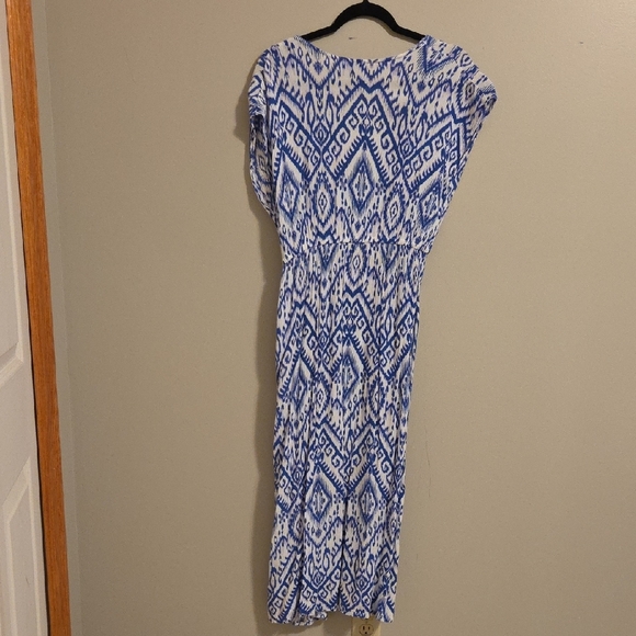 blue island Blue and White Ikat Print Dress - Picture 4 of 5